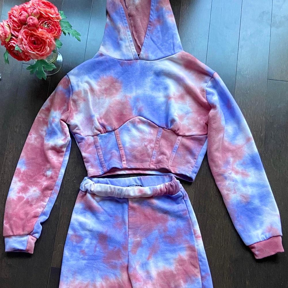 Fashion Nova Tie-Dye Biker Short Set